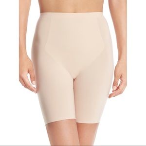 SPANX Soft Nude Thinstincts Mid-Thigh Short SZ S